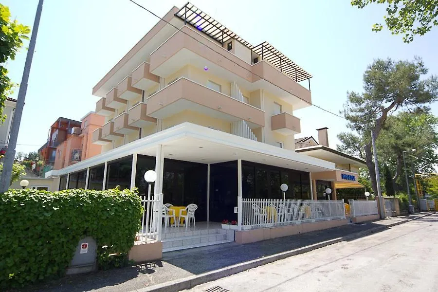 Hotel Pigalle Riccione 2*,