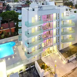 https://residence-perla-verde.riccione-hotels.org